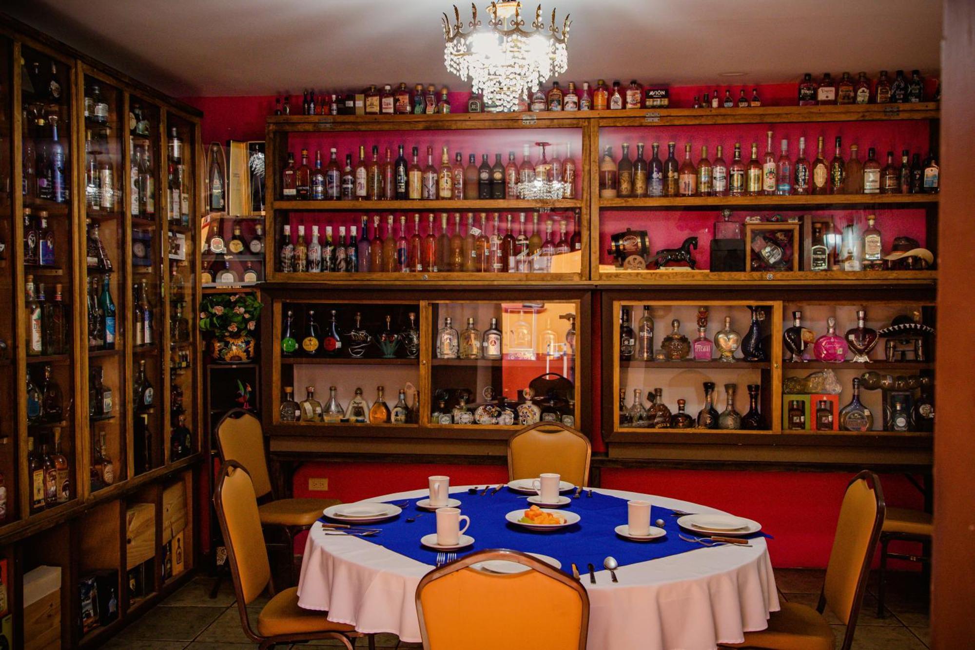 Hotel Boutique El Viejo Mundo Идальго-дель-Парраль Экстерьер фото