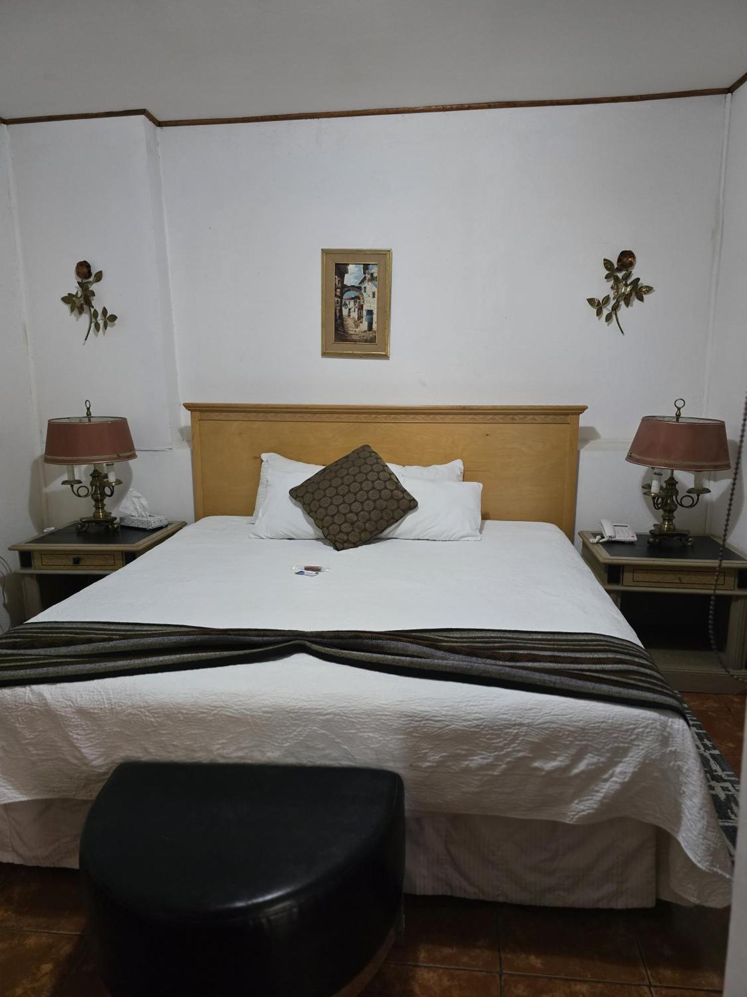 Hotel Boutique El Viejo Mundo Идальго-дель-Парраль Экстерьер фото